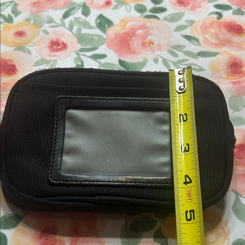 Tumi Zipper Black Travel Pouch